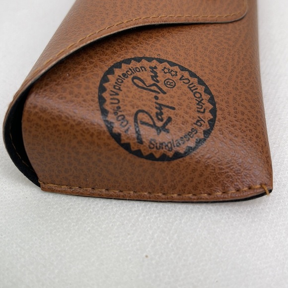Ray-Ban Brown Leather Case with Microfiber Cloth - Picture 4 of 5